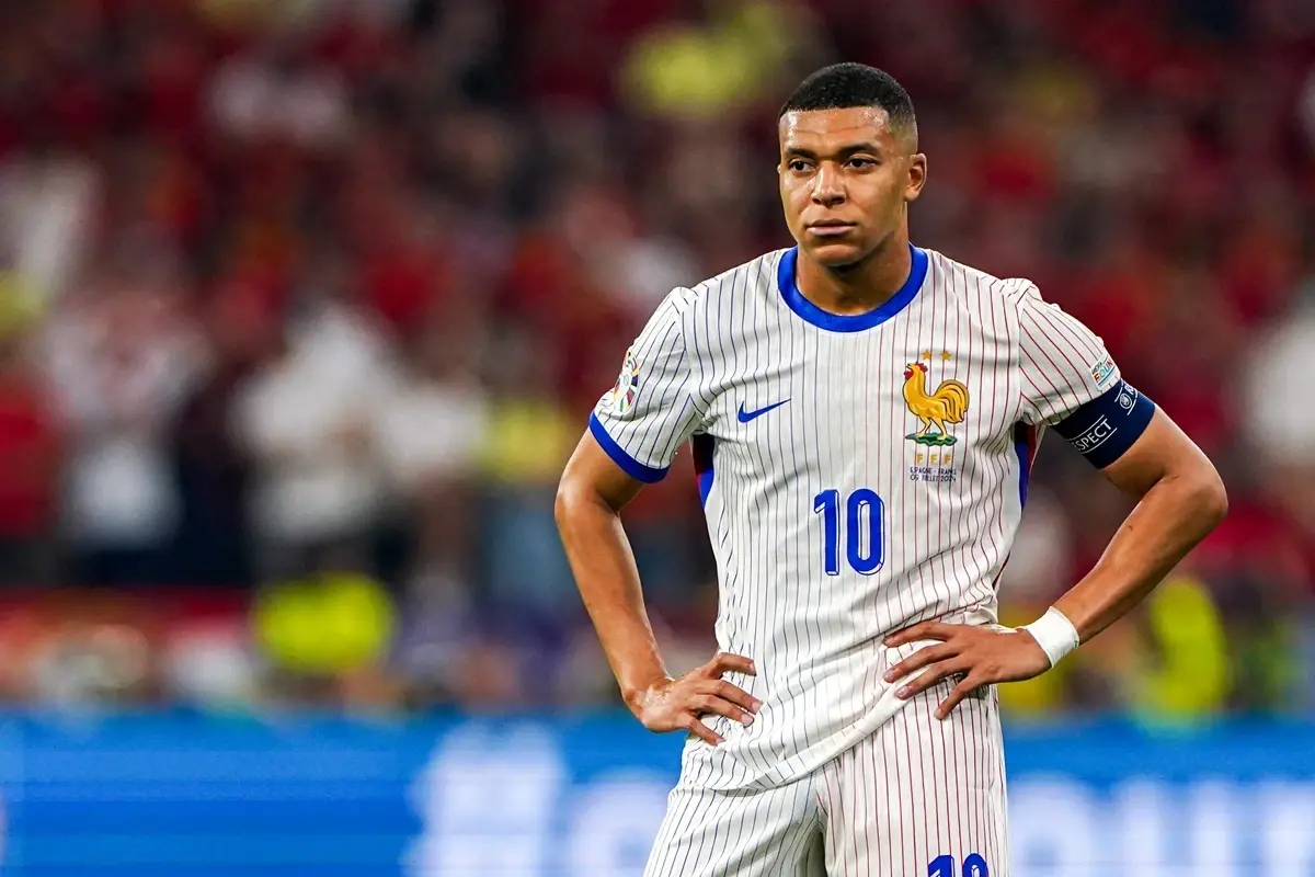 kylian-mbappe-chwali-michaela-olise-jego-nogi-mowia-za-niego